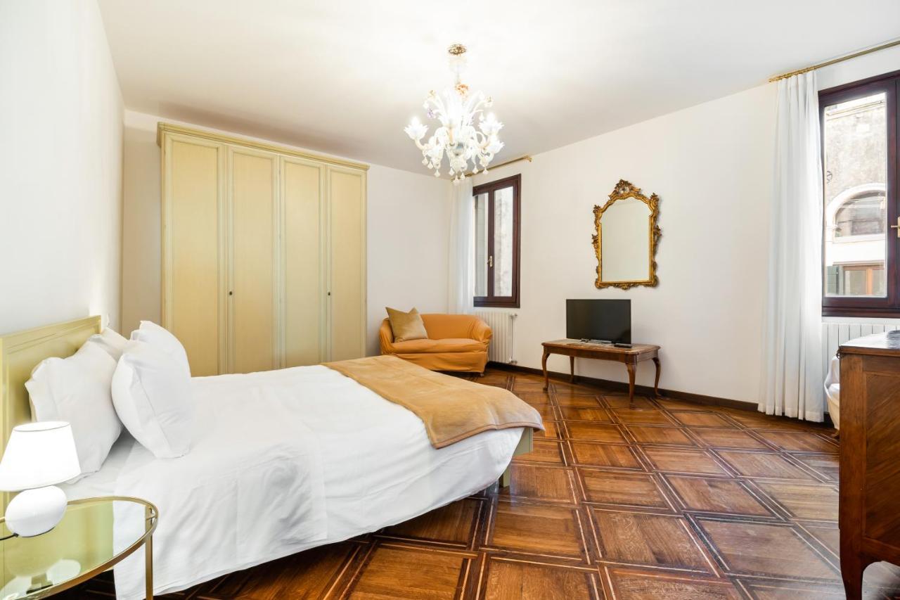 Del Remer Apartment - 5Mins From San Marco Sq Венеция Екстериор снимка